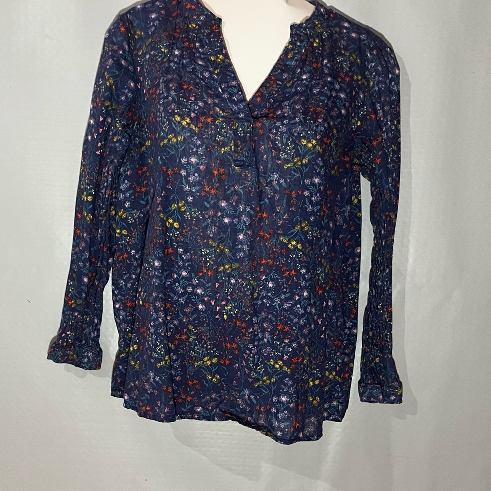 OLD NAVY EUC WOMENS MEDIUM LONG SLEEVE